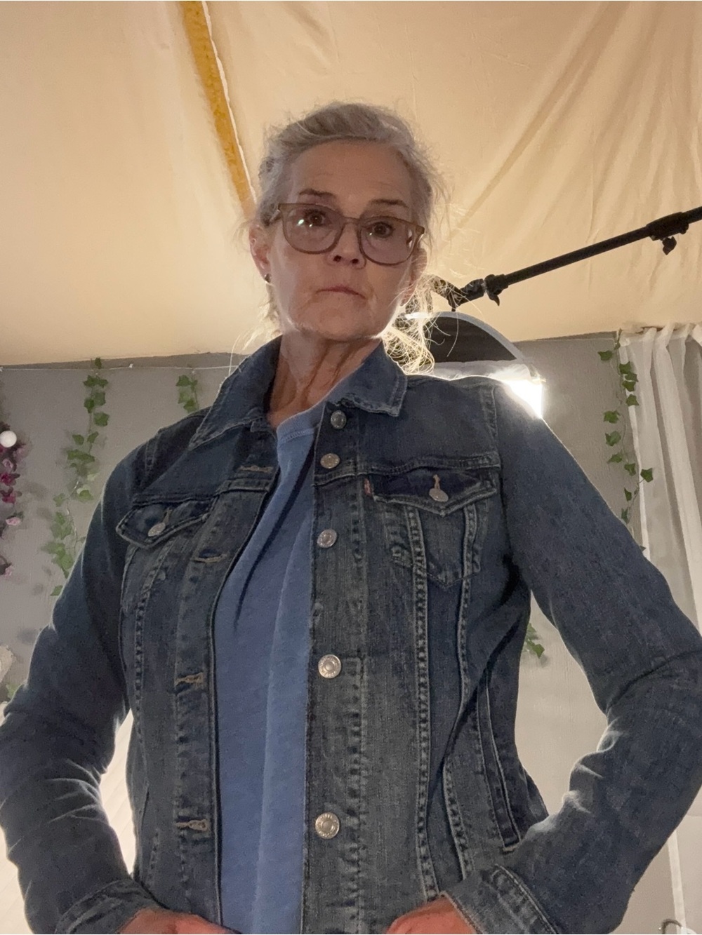 Levis Trucker Jacket Medium Wash Denim Classic Fit Blue Jean Coat Womens M - Picture 11 of 11